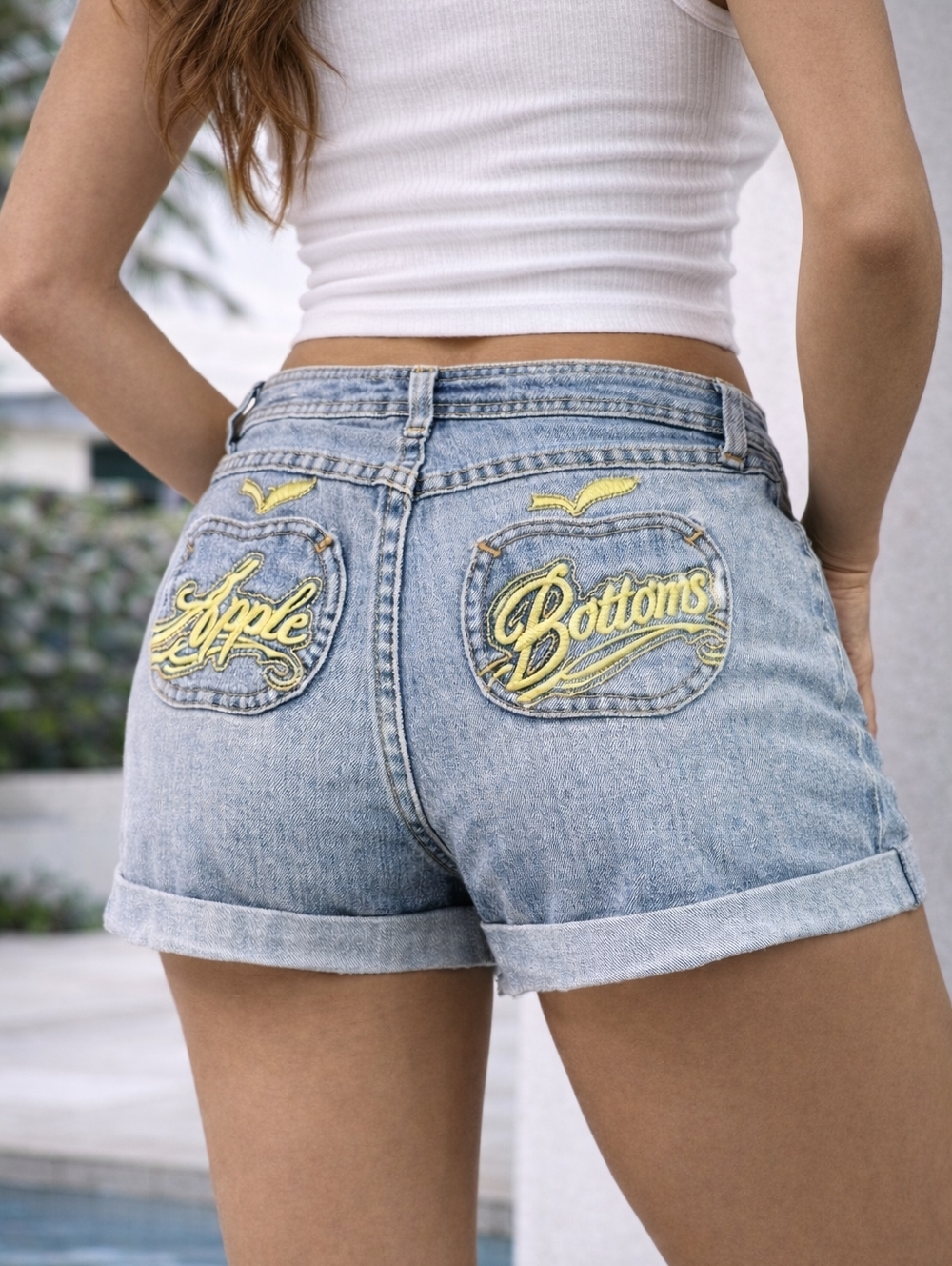 Apple Bottoms Women’s Denim Shorts Size 12 Light Wash Cuffed Low Rise Logo...
